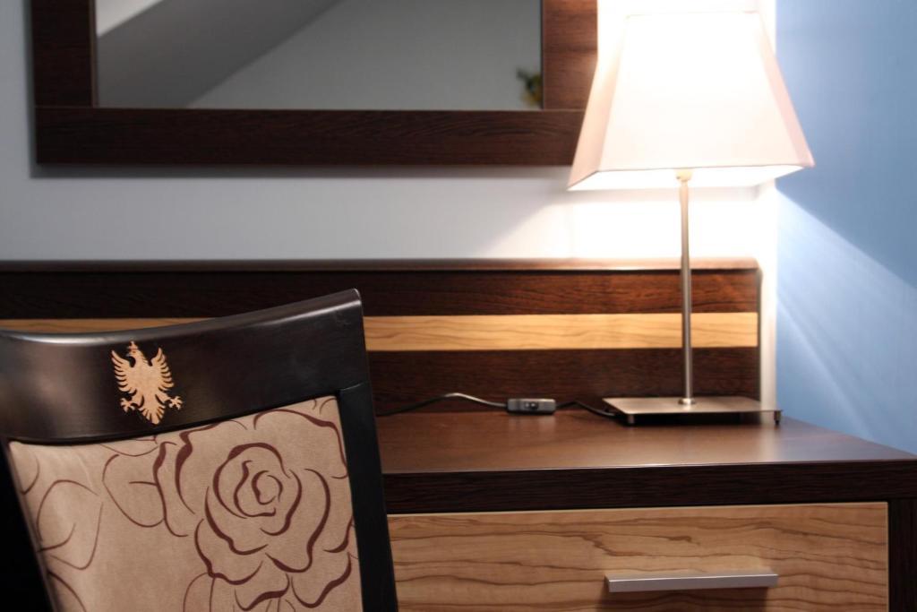 Hotel Cierny Orol Roznava Room photo