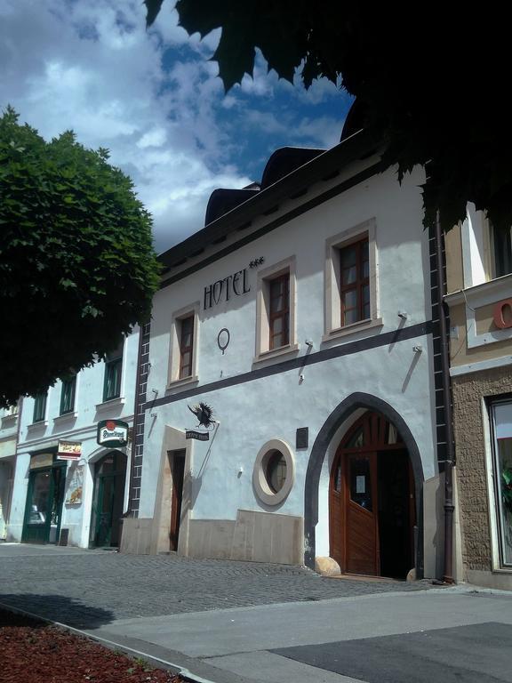 Hotel Cierny Orol Roznava Exterior photo
